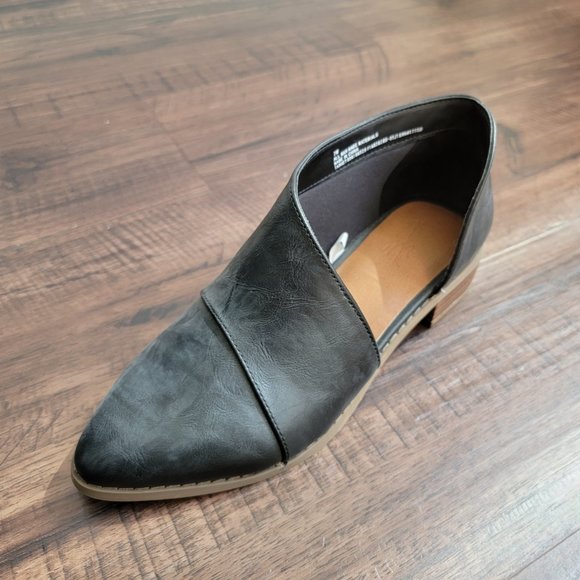 Black shoes - Picture 2 of 5